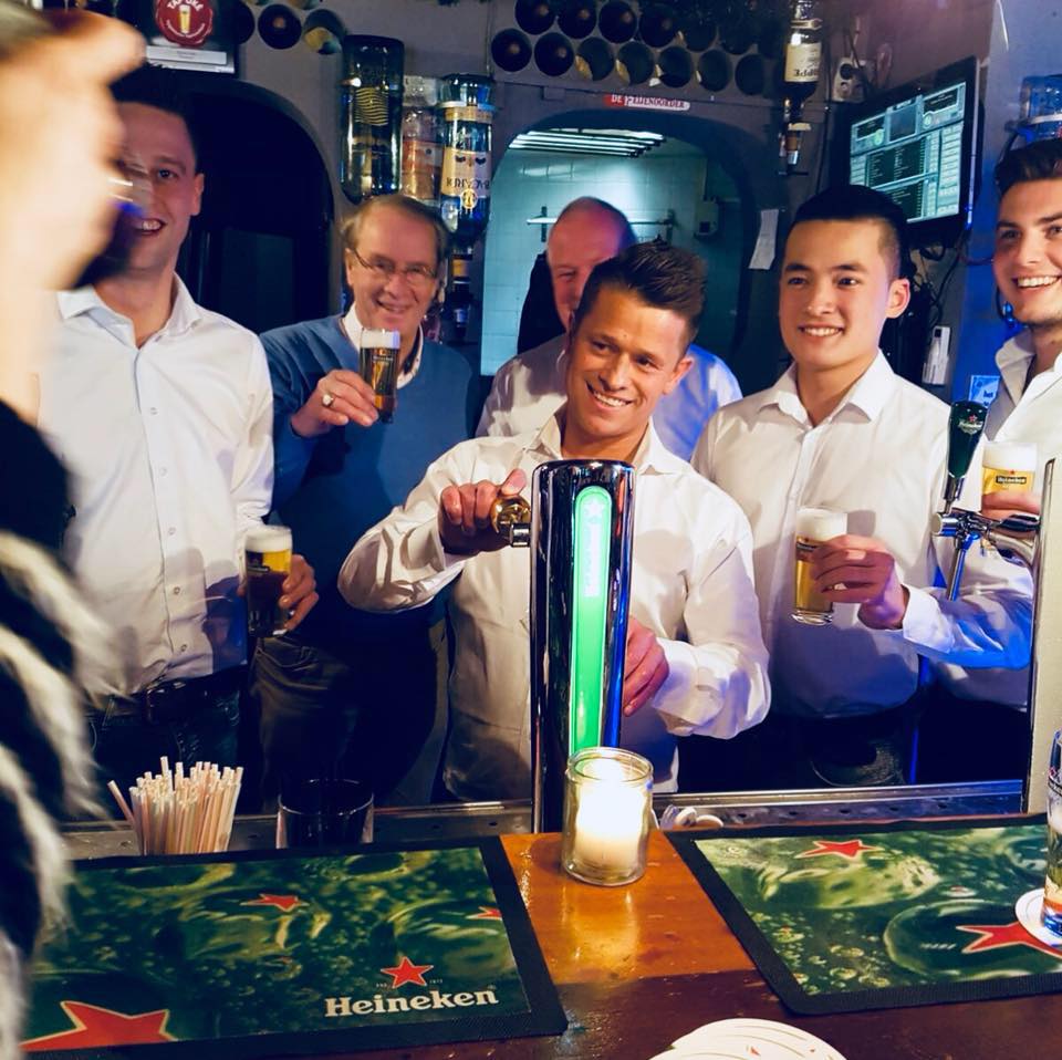 46520527_1615432875224912_7150928854859644928_n